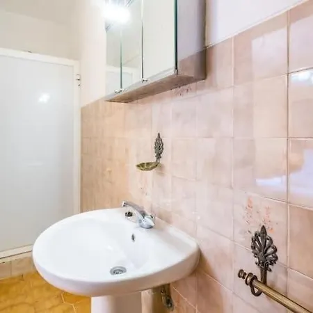 Holiday home Camila - Ideal Location Ten-min Walk To Marina *