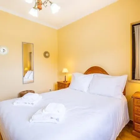 Camila - Ideal Location Ten-min Walk To Marina Holiday home Albufeira