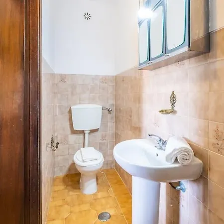 Camila - Ideal Location Ten-min Walk To Marina