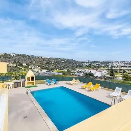 Camila - Ideal Location Ten-min Walk To Marina Holiday home