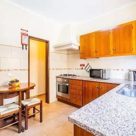 Holiday home Camila - Ideal Location Ten-min Walk To Marina *